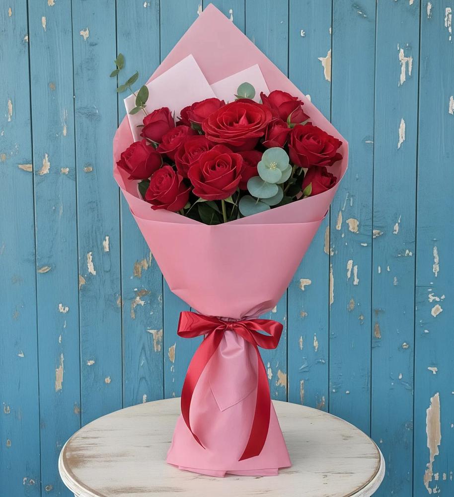 Букет цветов из: Розы в Нижнекамске