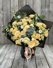 Букет цветов из:  Розы и Лизиантусы #REPLACE_PRED# Нижнекамске