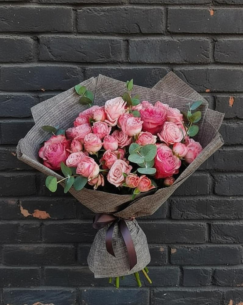 Букет цветов из: Розы в Нижнекамске