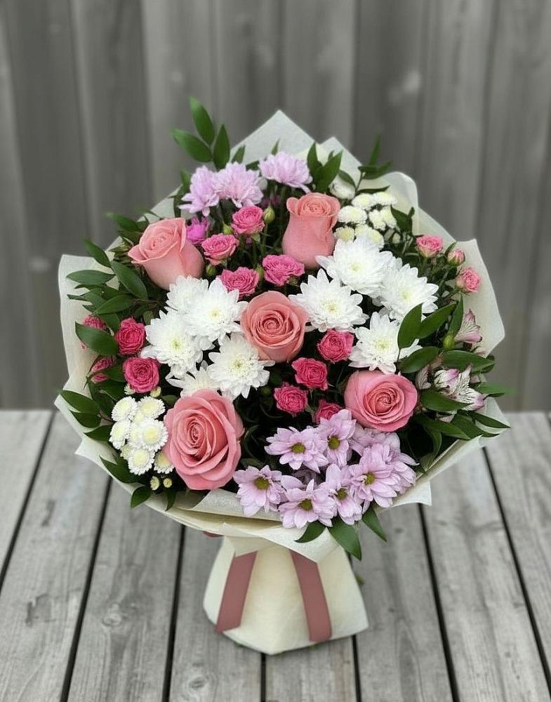 Букет цветов из: Альстромерии, Гвоздики, Розы и Хризантемы в Нижнекамске