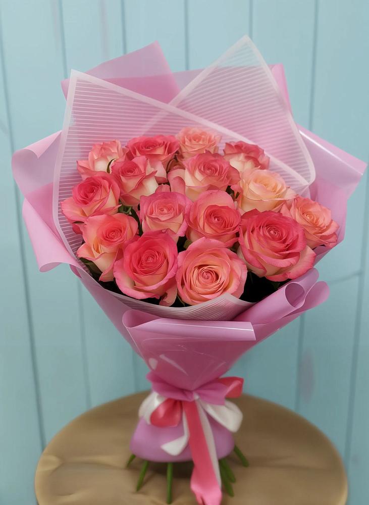 Букет 15 Розовых роз Равель в Нижнекамске