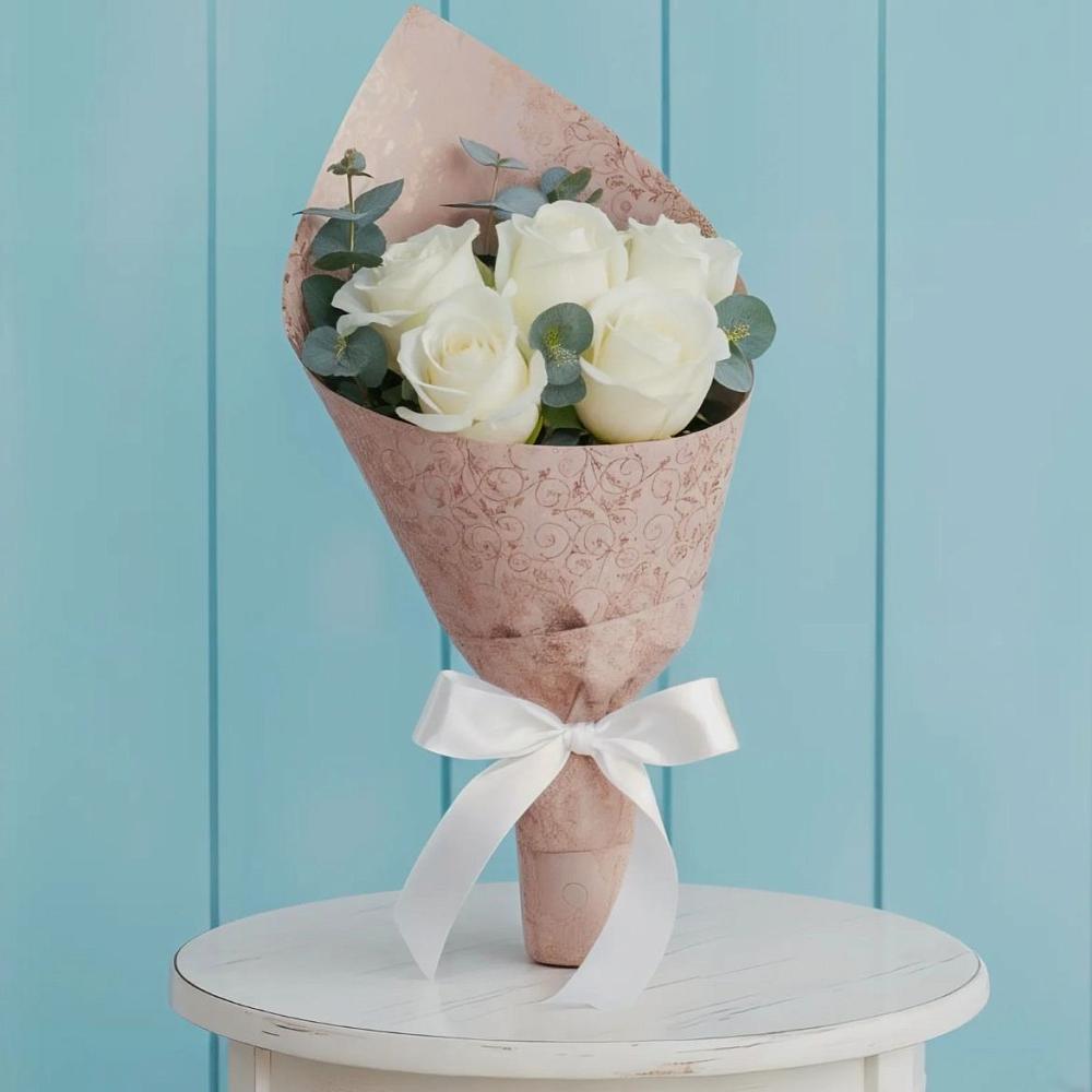 Букет цветов из: Розы в Нижнекамске