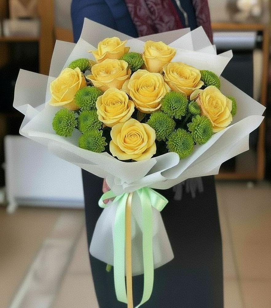 Букет цветов из: Хризантемы и Розы в Нижнекамске