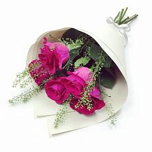 Букет цветов из:  Розы #REPLACE_PRED# Нижнекамске