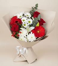 Букет цветов из:  Розы, Хризантемы, Герберы и Лилии в Нижнекамске