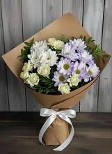Букет цветов из:  Хризантемы и Розы в Нижнекамске
