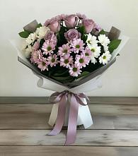 Букет цветов из:  Хризантемы и Розы в Нижнекамске