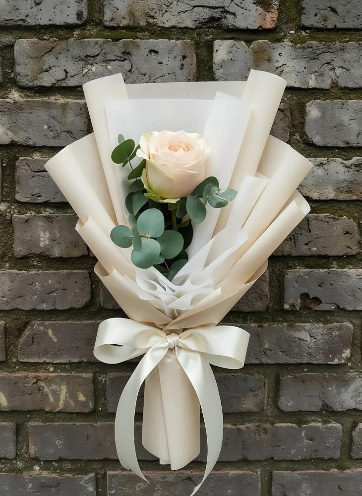 Букет цветов из: Розы в Нижнекамске