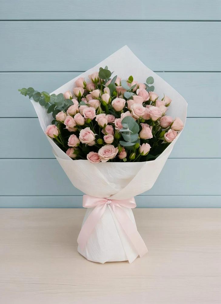 Букет цветов из: Розы в Нижнекамске