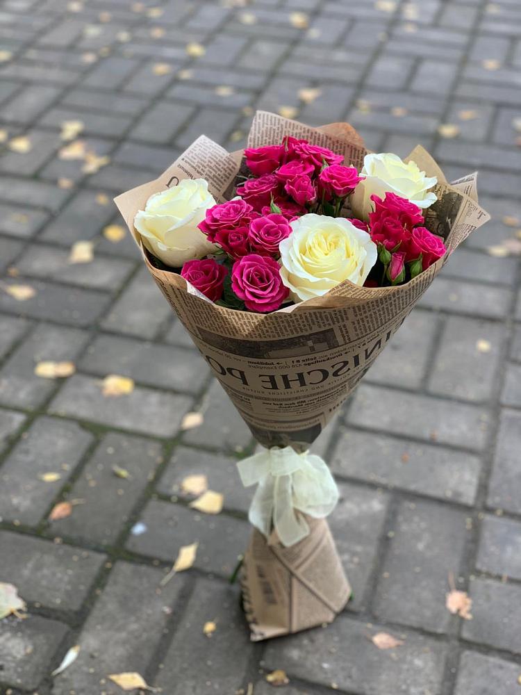 Букет цветов из: Розы в Нижнекамске