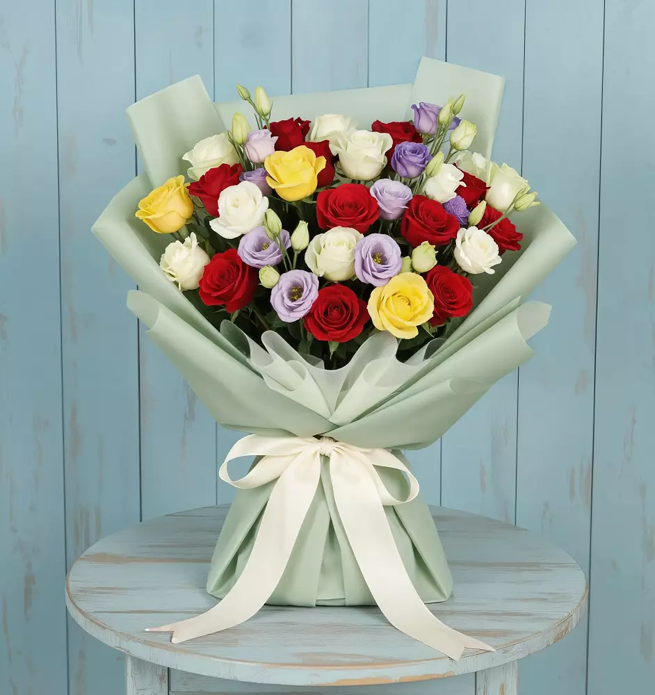 Букет цветов из: Розы в Нижнекамске