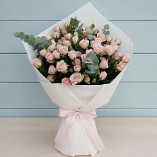 Букет цветов из:  Розы в Нижнекамске