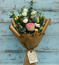 Букет цветов из:  Розы и Лизиантусы #REPLACE_PRED# Нижнекамске
